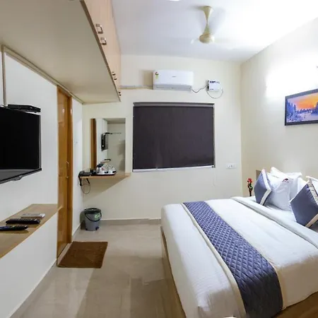Richinn Palace Home Stay Chennai Exterior photo