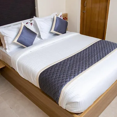 Richinn Palace Home Stay Chennai Exterior photo
